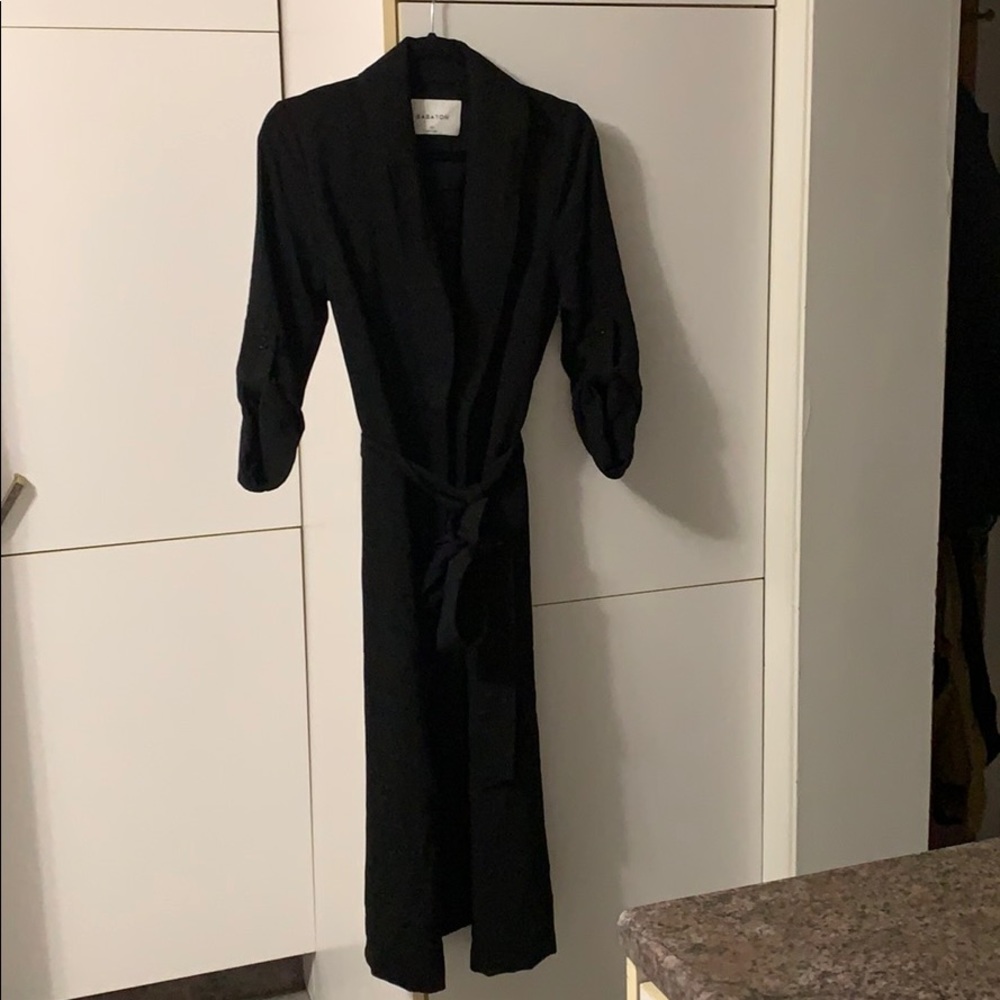 BNWT Babaton kahlo robe